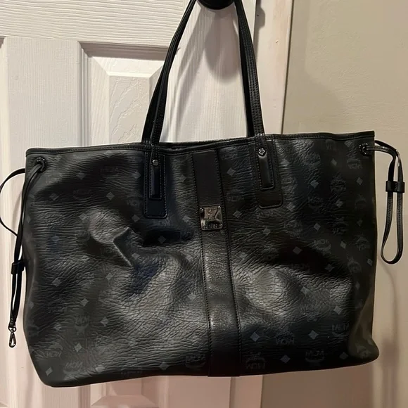 MCM Bags Mcm Large Liz Reversible Tote Shopper In Black Poshmark